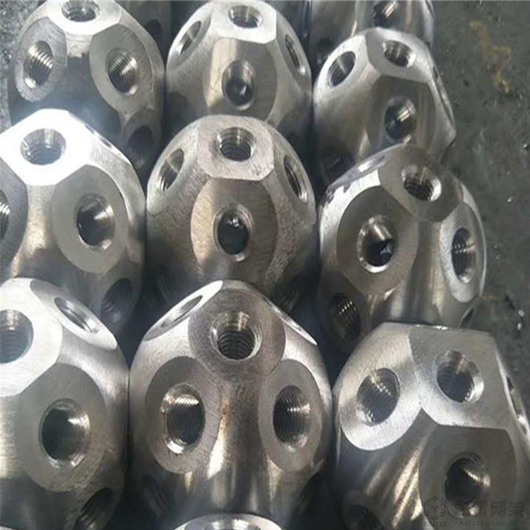 洮南螺栓球网架加工安装方法